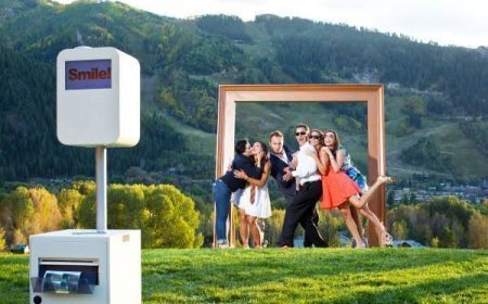 Photo Booth Etiquette and Crowd Flow at Melbourne Events