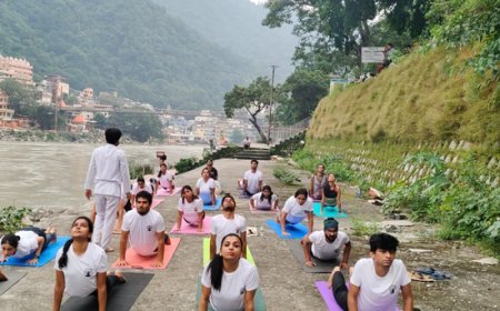 200 Hour Ayurveda & Hatha Yoga Teacher Training in Rishikesh, India