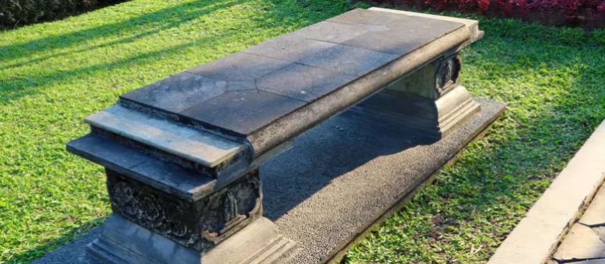 Meaningful Memorials That Fit Your Budget
