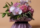 Caps, Gowns and Gorgeous Blooms: Celebrate Graduation in Melbourne
