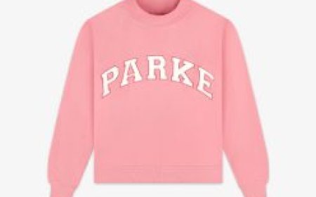 Parke Sweatshirt: A Modern Essential for Everyday Style