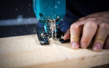 Optimizing Workshop Efficiency with Industrial Hand Tools and Clamping Systems