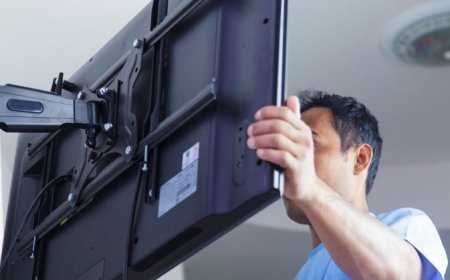 Professional TV Mounting and Installation Solutions in Toronto