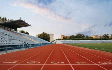 Running Track Surfaces Explained: Spray Coat, Sandwich and Full PU Systems