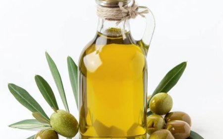 Nature's Pantry in a Bottle: Understanding Plant Oil for Health, Kitchen, and Beauty