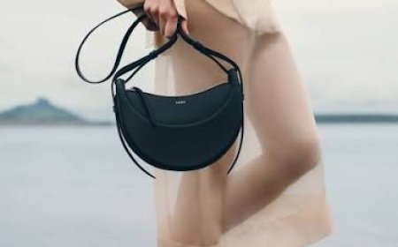 How to Pick a Polene Bag for Your Personal Fashion Preferences