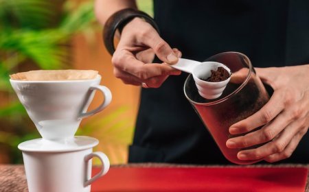 Coffee Blends for Lattes and Cappuccinos: How to Make Milk Drinks Shine