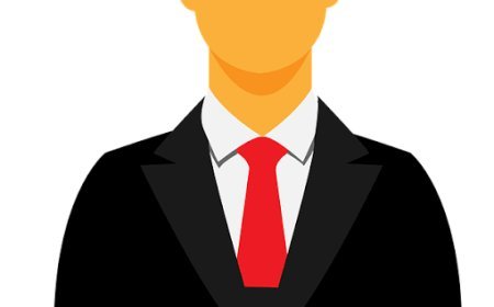 Legal Considerations Before Signing a Business Contract in Delhi