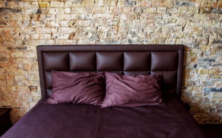 What are the Best Options for Bedroom Furniture That Saves Space?