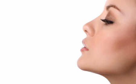 Ultrasonic Rhinoplasty Dubai: How Is Nasal Bone Shape Evaluated Before Surgery?