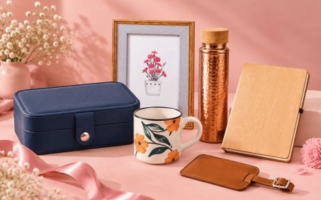 Eco-Friendly Christmas Gifts for Employees: 5 Reusable Ideas