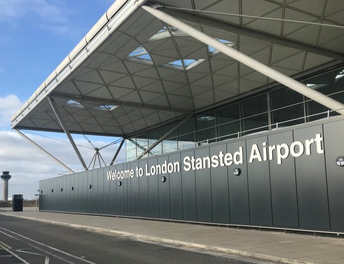 Taxi from Stansted Airport to Southampton