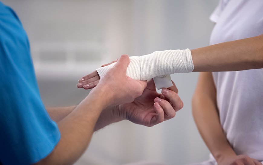 Signs You or a Loved One May Need Wound Care Services in Troy, Michigan