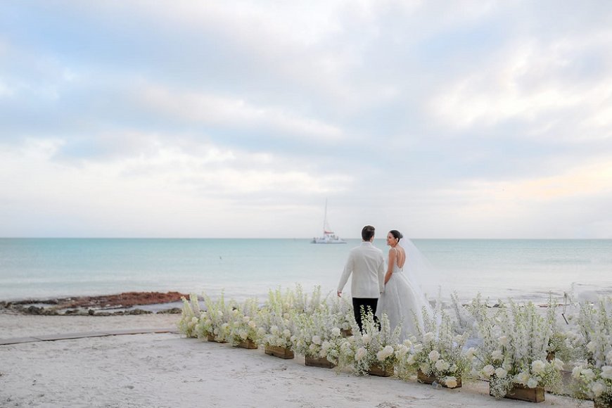 Key West Wedding Photographers: Capturing Your Love Story in Paradise