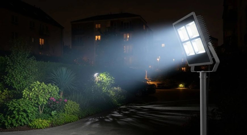 Flood Light for Commercial, Industrial, and Outdoor Lighting