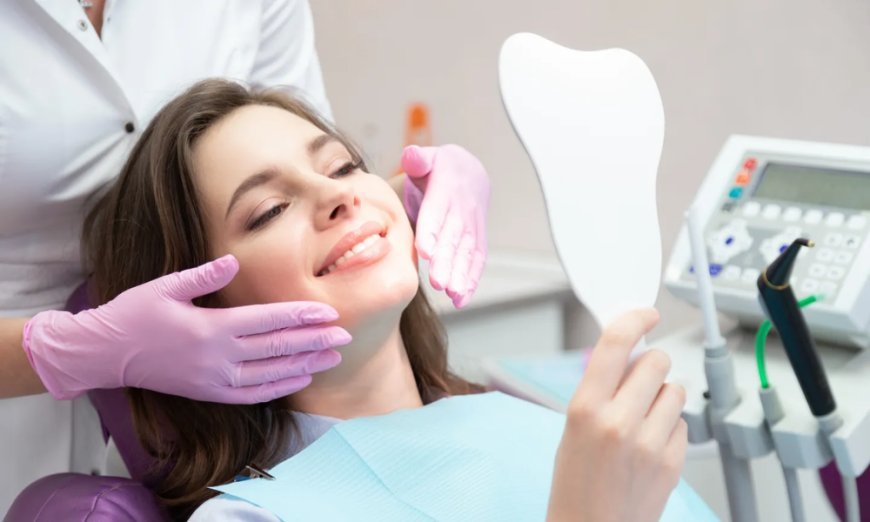 How a Denture Clinic Can Help Restore Your Smile