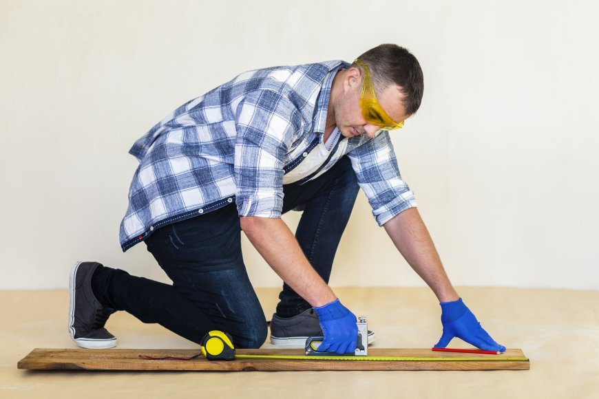 What Causes Newly Installed Hardwood Floors to Squeak?
