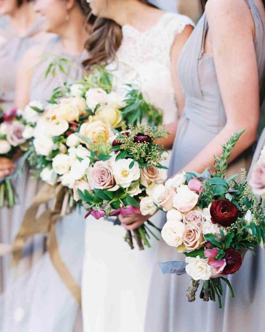 How to Personalise Wedding Flowers With Meaningful Floral Details