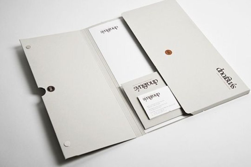 Custom Presentation Folders for Better Branding