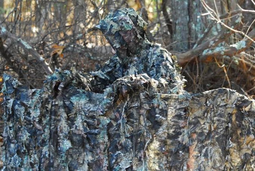 Titan 3D: Choosing a Ghillie Suit for Hunting in Natural Environments