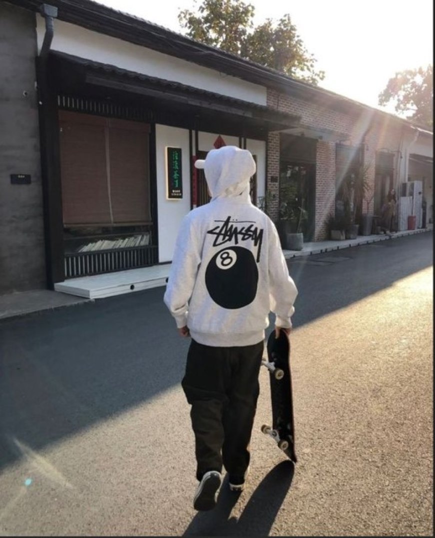 Stussy Streetwear and the Style Behind Its Global Popularity